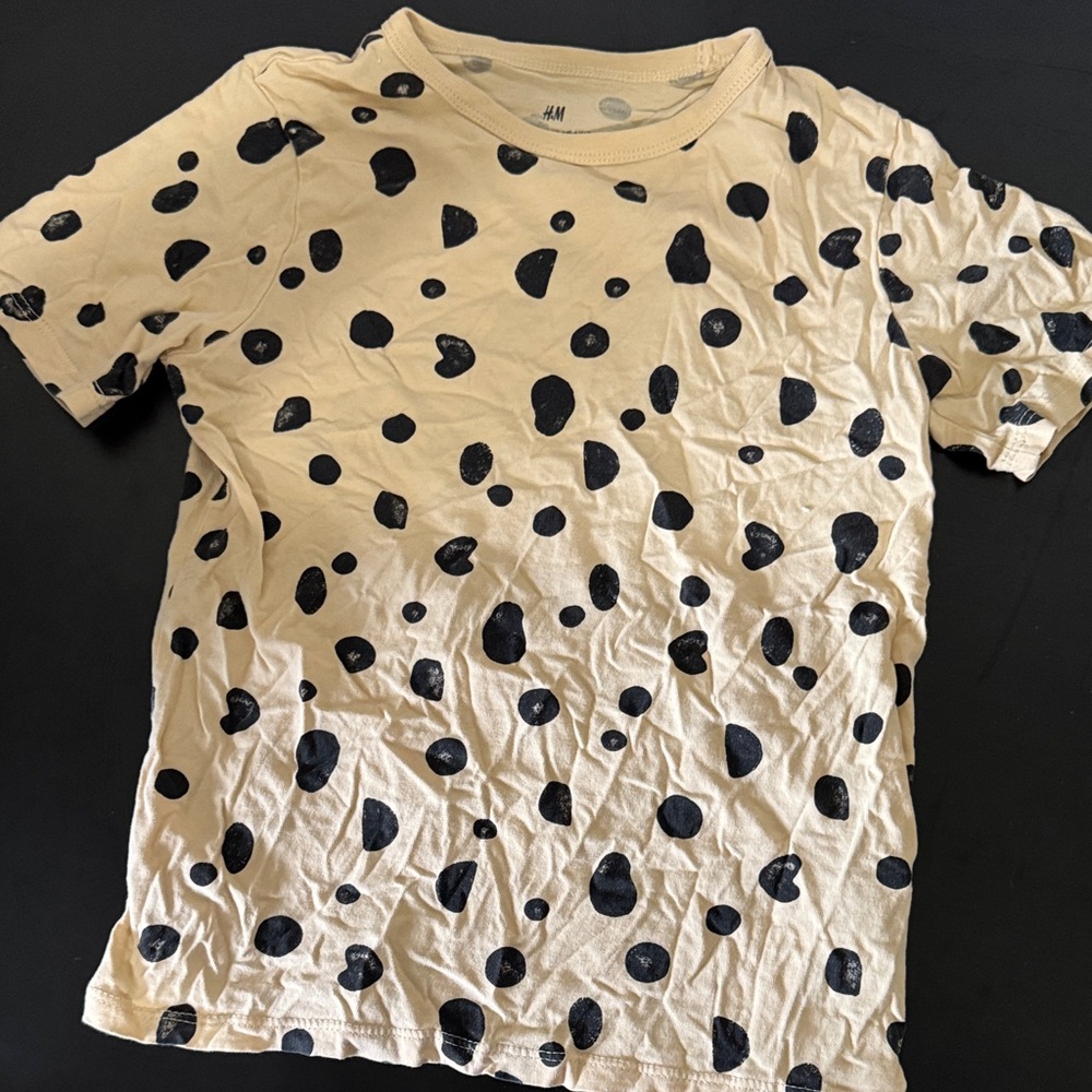 H&M Cream and Black Polka Dot Short Sleeve Tee